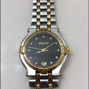 Authentic Ladies Gucci Watch 9000L Diamond 18kGold Gucci 9000L Diamond Watch - GUC82743 | The RealReal main image 4